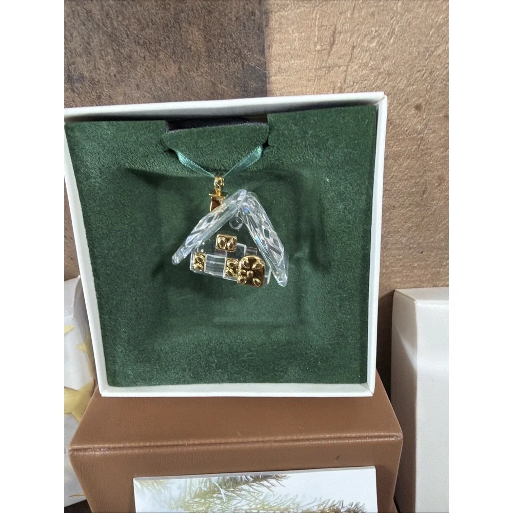 Swarovski up auction